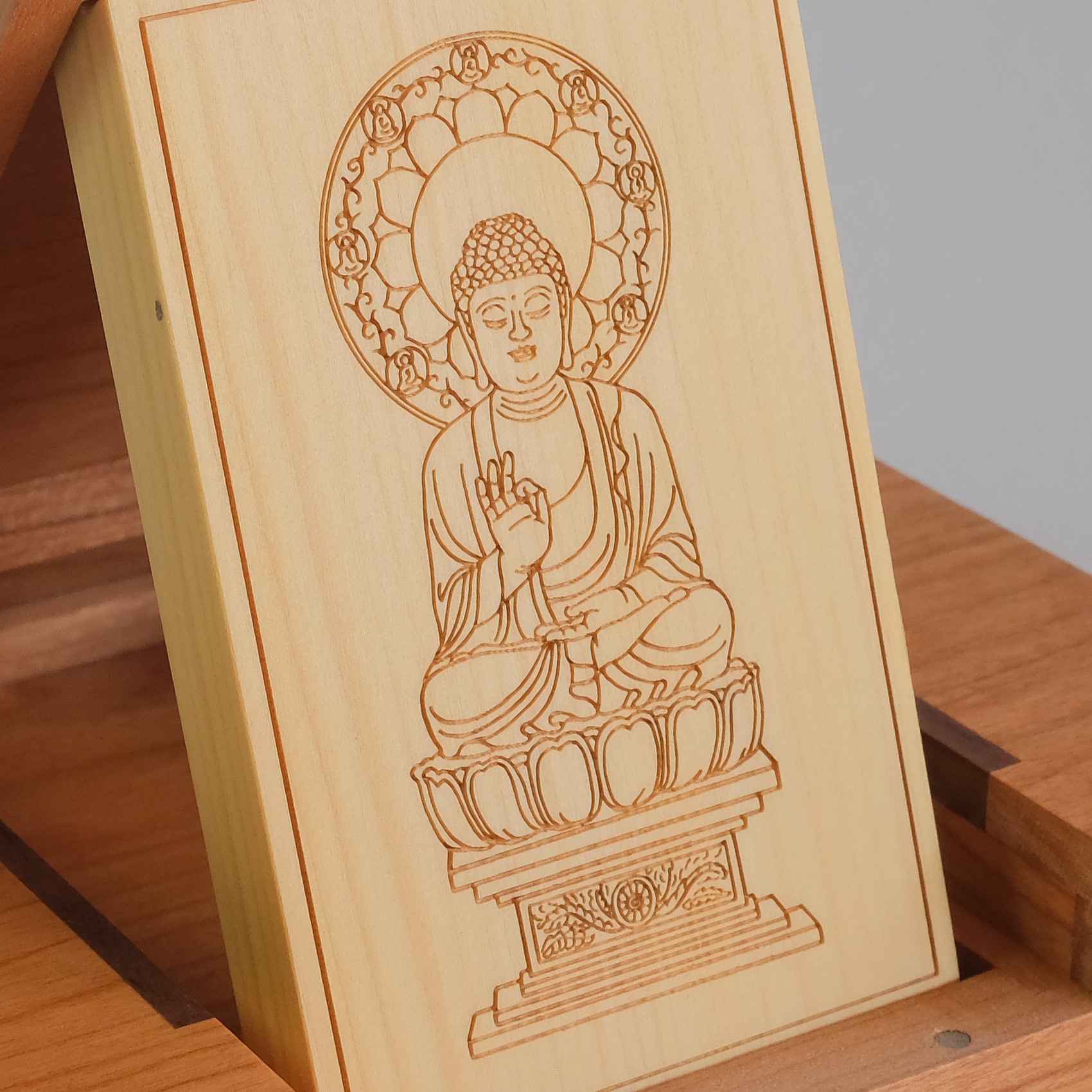 莊嚴心地隨身佛堂組-釋迦牟尼佛- 法鼓文化心靈網路書店